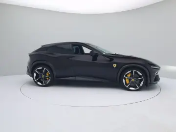 FERRARI Purosangue