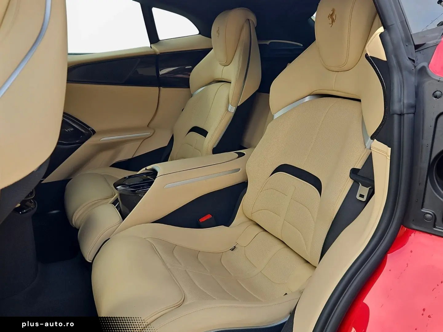 FERRARI Purosangue CARBON PANOROOF ROSSO MAGMA