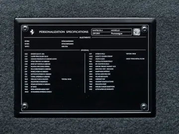 FERRARI Purosangue V12 DCT 4WD