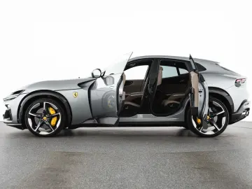 FERRARI Purosangue V12 DCT 4WD