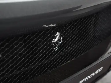 FERRARI Purosangue V12 DCT 4WD