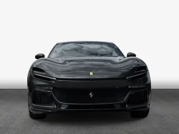 FERRARI Purosangue