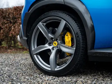 FERRARI Purosangue V12 6.5l   1 Owner