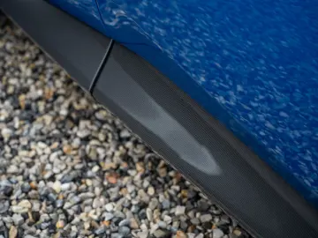 FERRARI Purosangue V12 6.5l   1 Owner