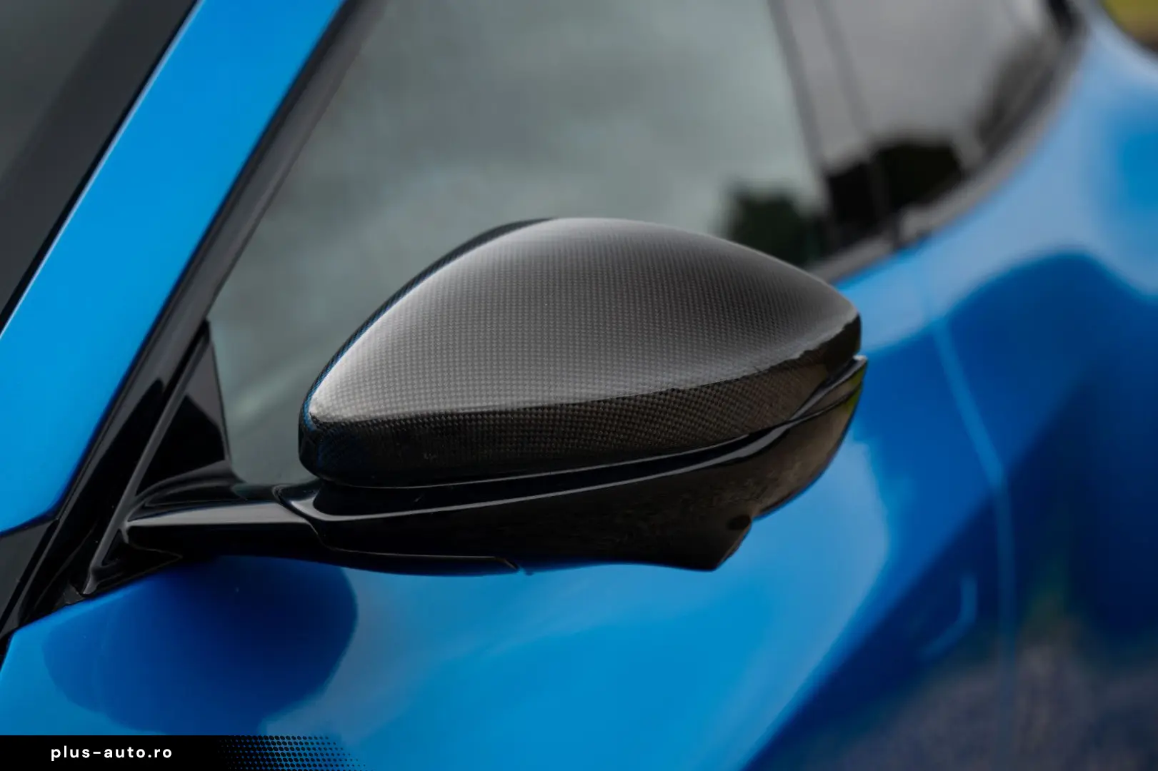 FERRARI Purosangue V12 6.5l   1 Owner