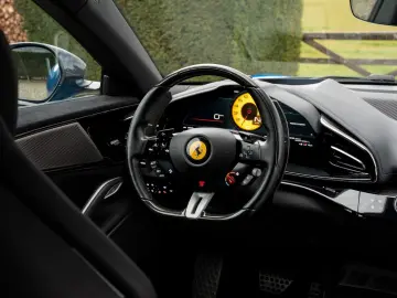 FERRARI Purosangue V12 6.5l   1 Owner