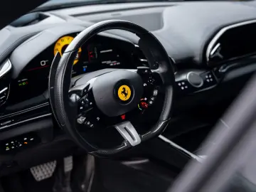 FERRARI Purosangue V12 6.5l   1 Owner