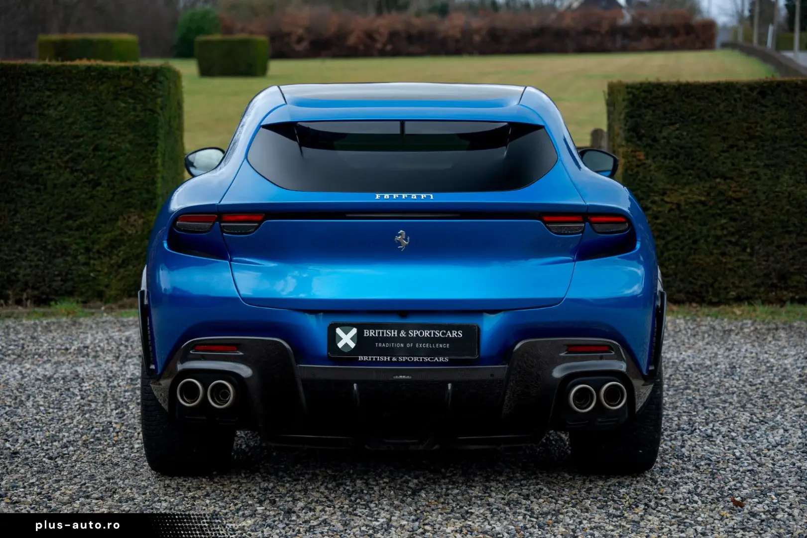 FERRARI Purosangue V12