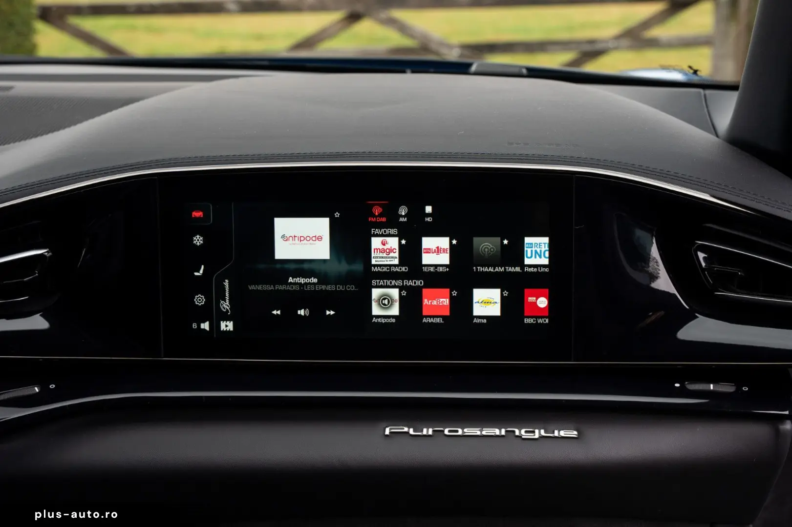 FERRARI Purosangue V12