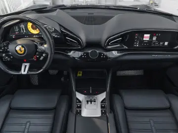 FERRARI Purosangue V12 DCT 4WD