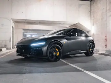 FERRARI Purosangue V12 DCT 4WD