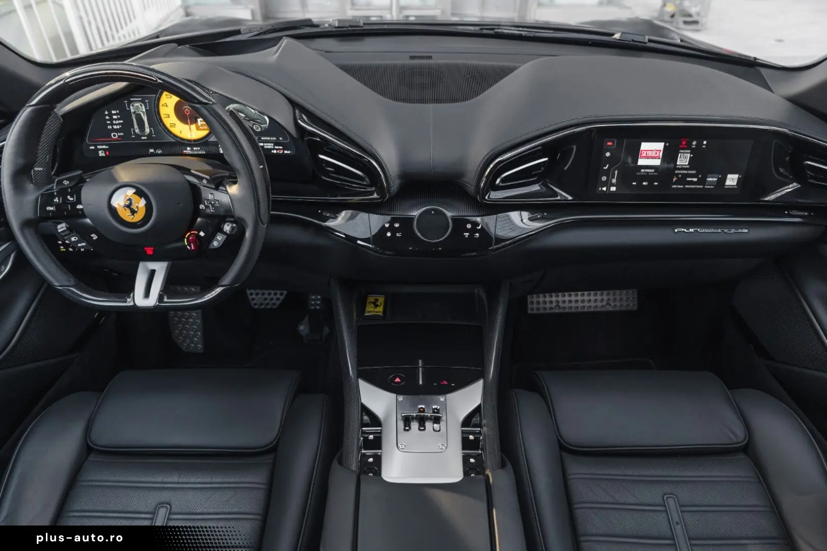 FERRARI Purosangue V12 DCT 4WD