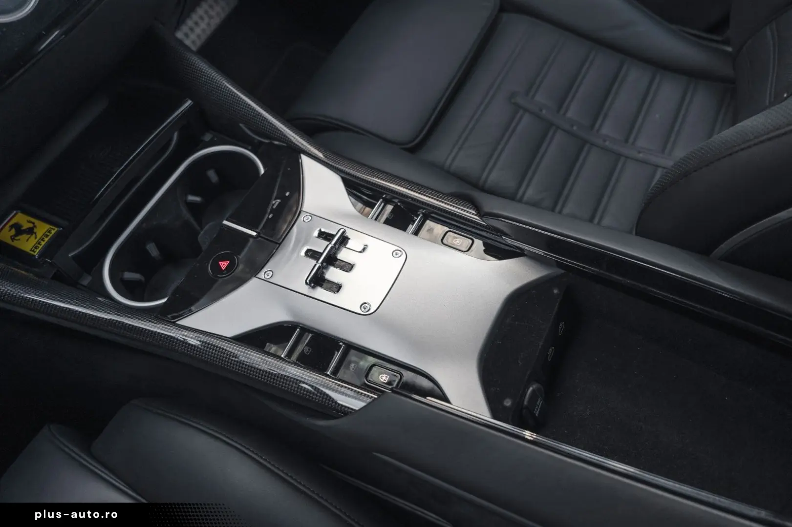 FERRARI Purosangue V12 DCT 4WD