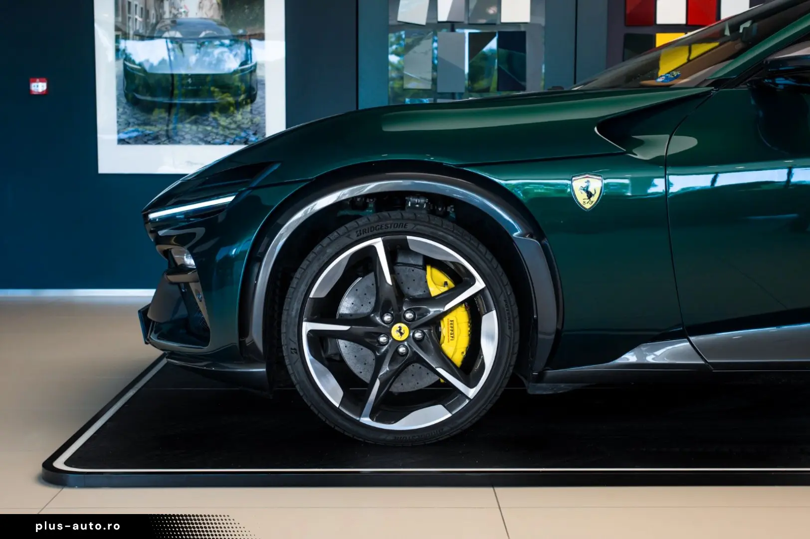 FERRARI Purosangue V12 DCT 4WD