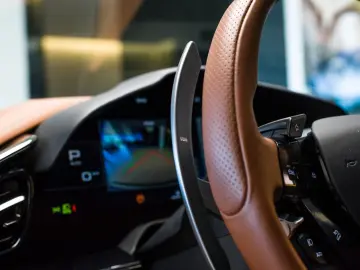 FERRARI Purosangue V12 DCT 4WD