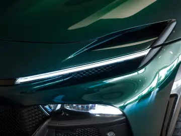 FERRARI Purosangue V12 DCT 4WD