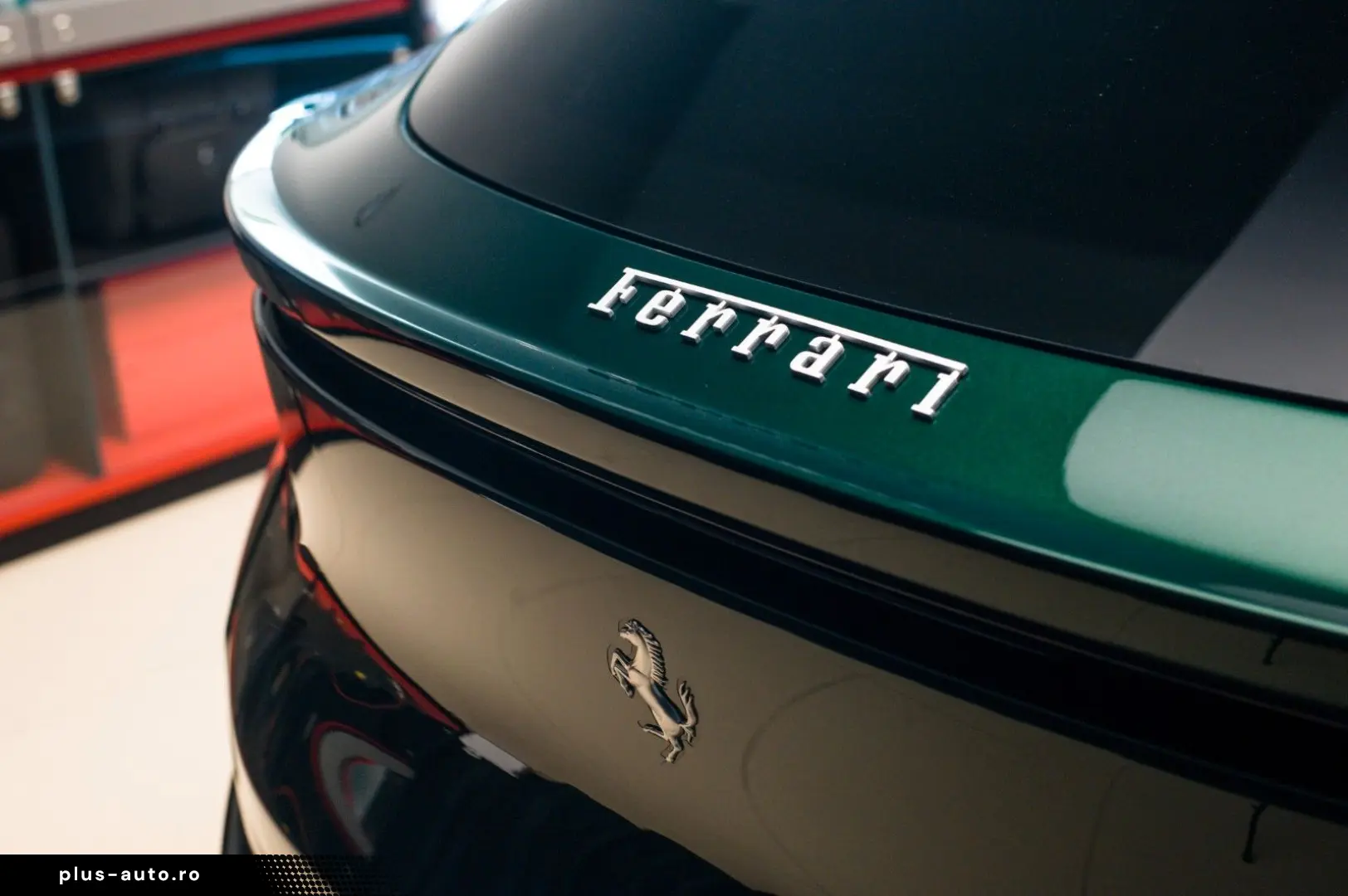 FERRARI Purosangue V12 DCT 4WD