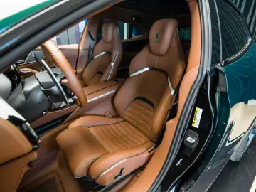 FERRARI Purosangue V12 DCT 4WD