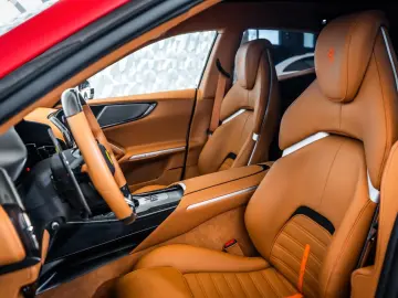 FERRARI Purosangue Cuoio Carbon