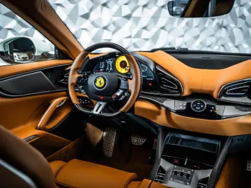 FERRARI Purosangue Cuoio Carbon