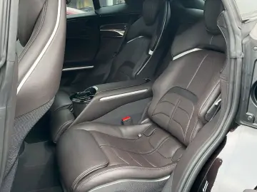 FERRARI Purosangue NUOVO NERO F175 COLOR CARBON OUT INS