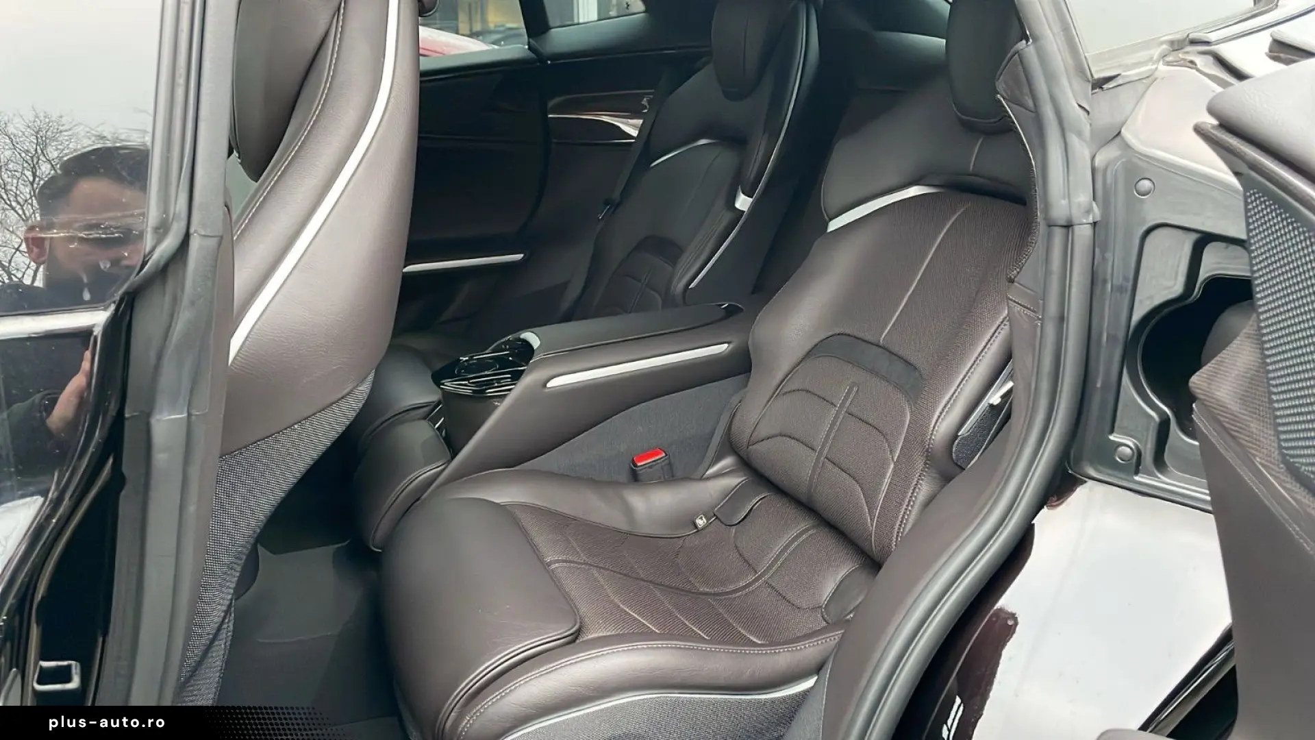 FERRARI Purosangue NUOVO NERO F175 COLOR CARBON OUT INS