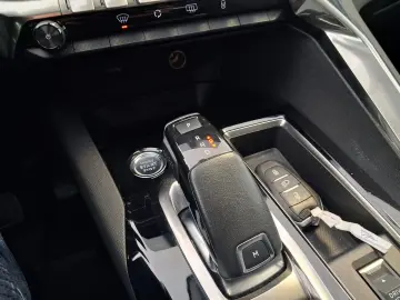 Peugeot 3008 Garantie 2 ani