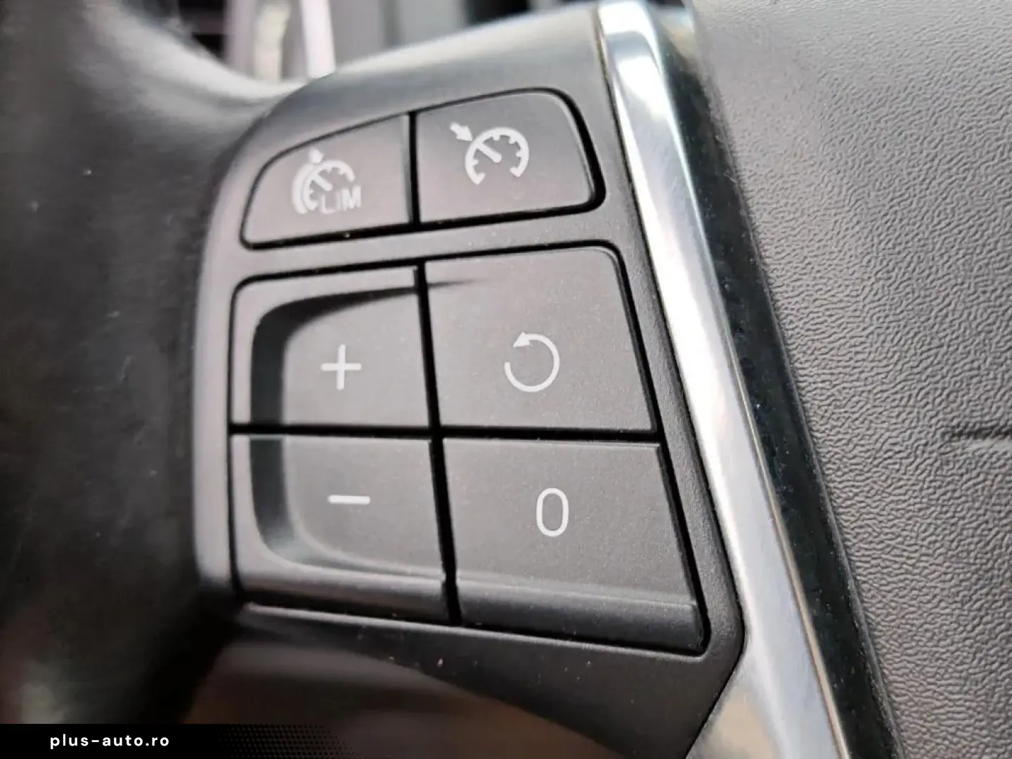 Volvo V40 Summum Diesel RATE GARANTIE