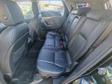 Land-Rover Discovery-Sport