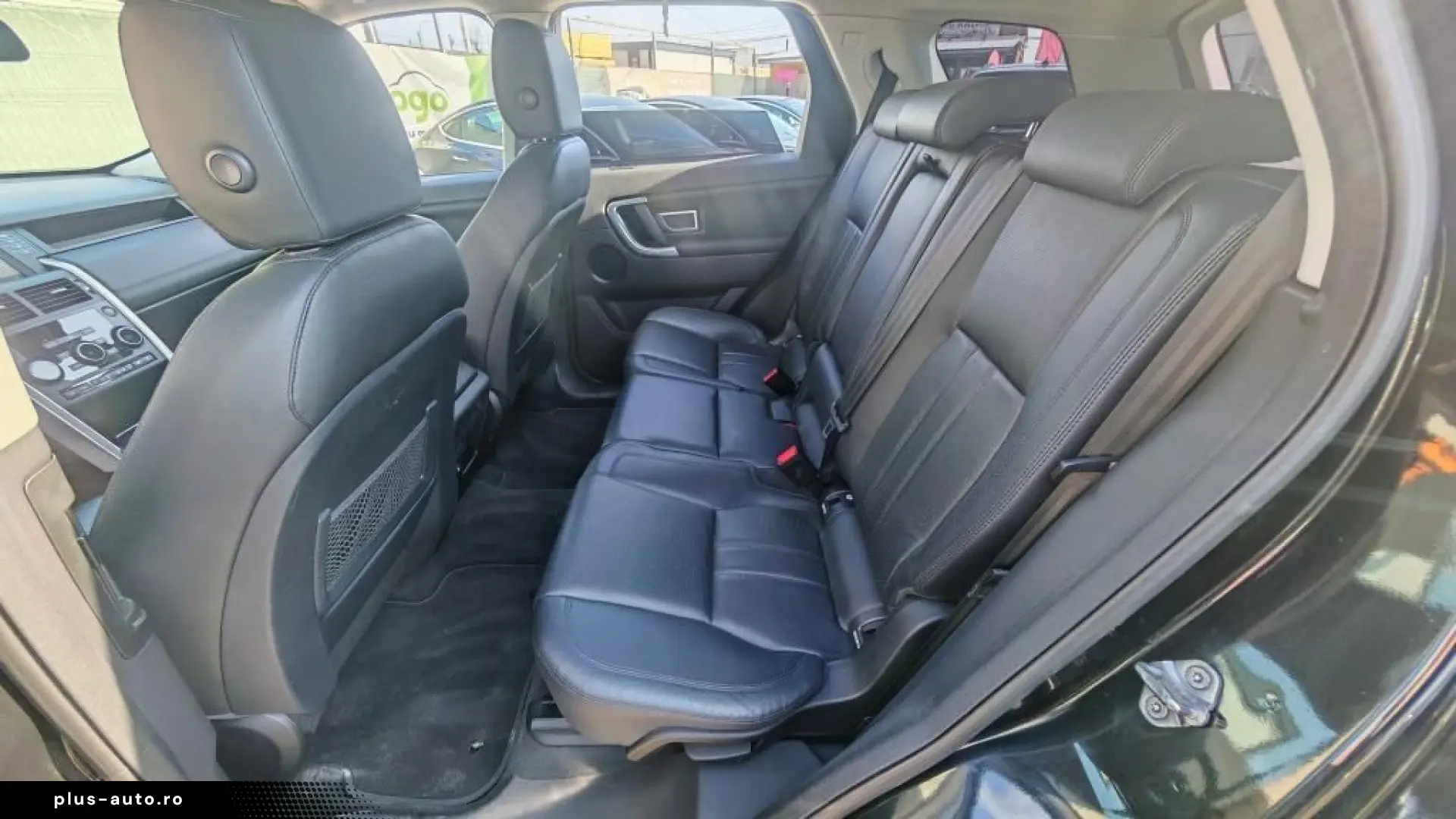 Land-Rover Discovery-Sport