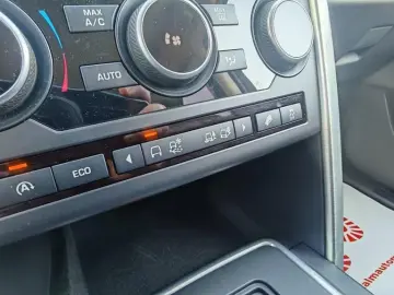 Land-Rover Discovery-Sport