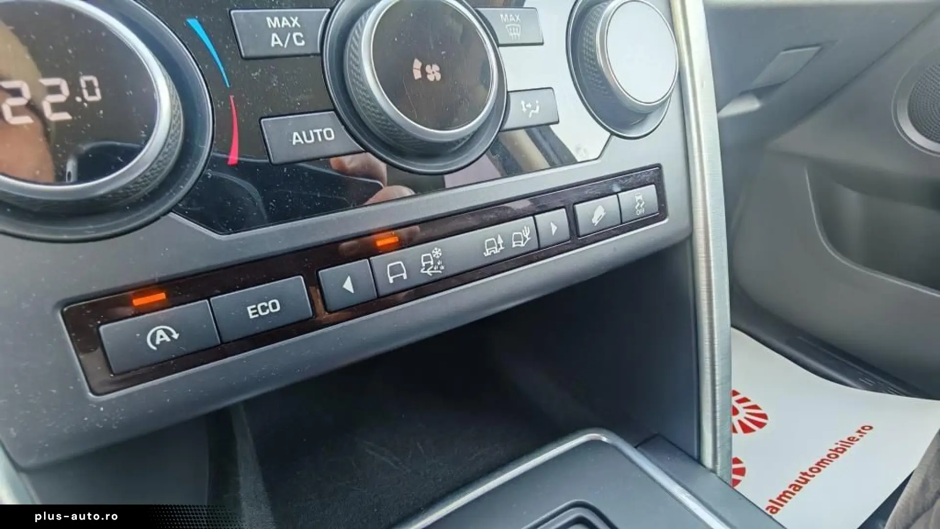 Land-Rover Discovery-Sport