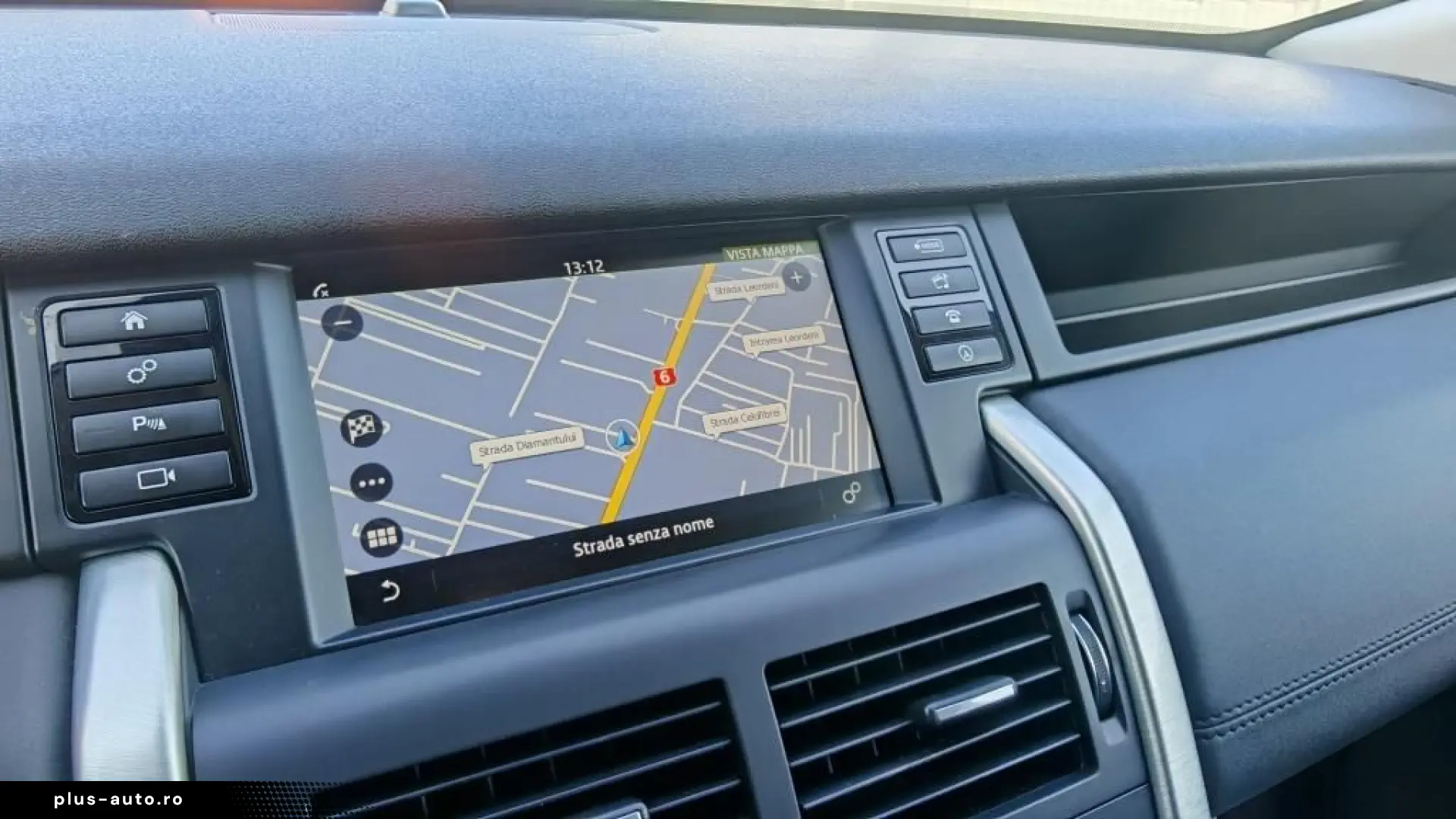 Land-Rover Discovery-Sport