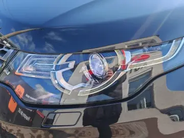 Land-Rover Discovery-Sport