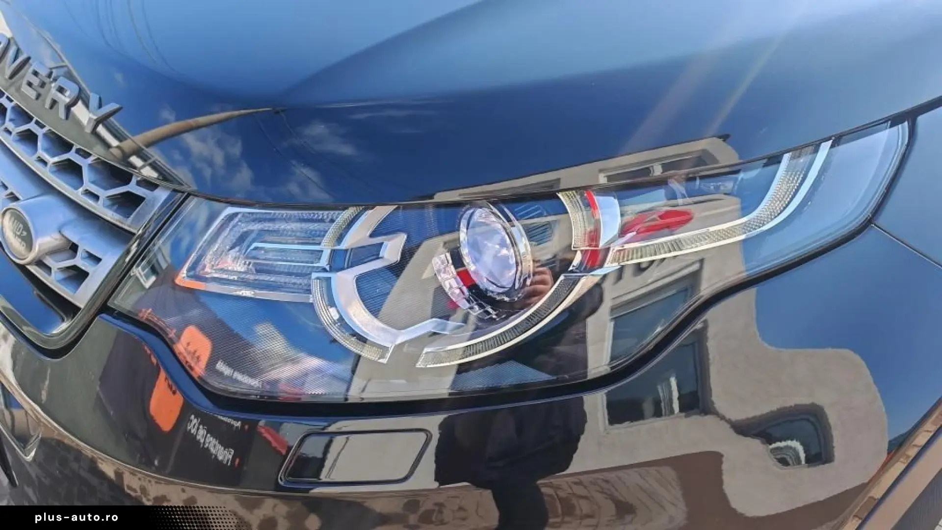 Land-Rover Discovery-Sport