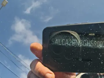 Land-Rover Discovery-Sport