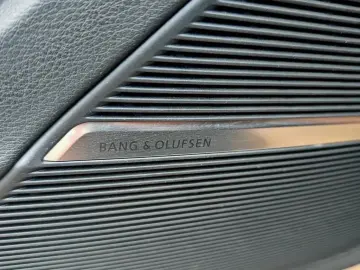 Audi Q8 5.0 tdi Quattro S-Line Leasing Rate  TVA DEDUCTIBIL