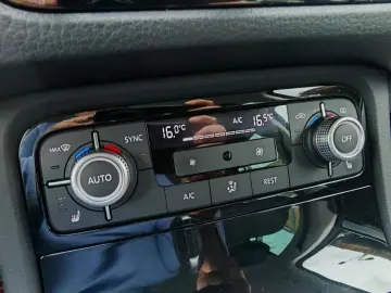 Volkswagen Touareg Gen-Ii-2010-2018