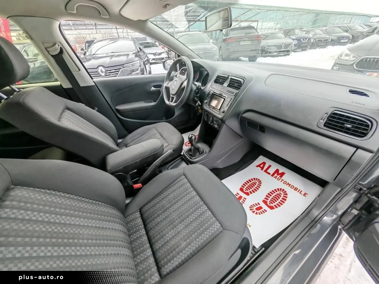 Volkswagen Polo Gen-Vi-2017