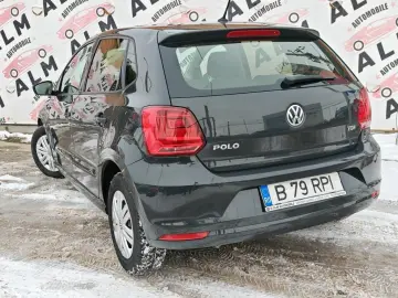 Volkswagen Polo Gen-Vi-2017