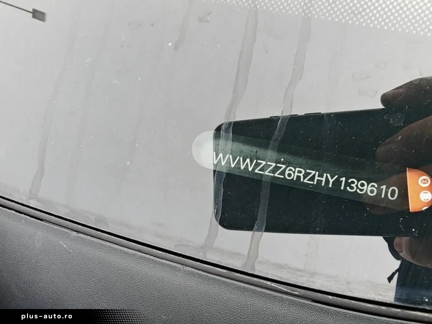 Volkswagen Polo Gen-Vi-2017