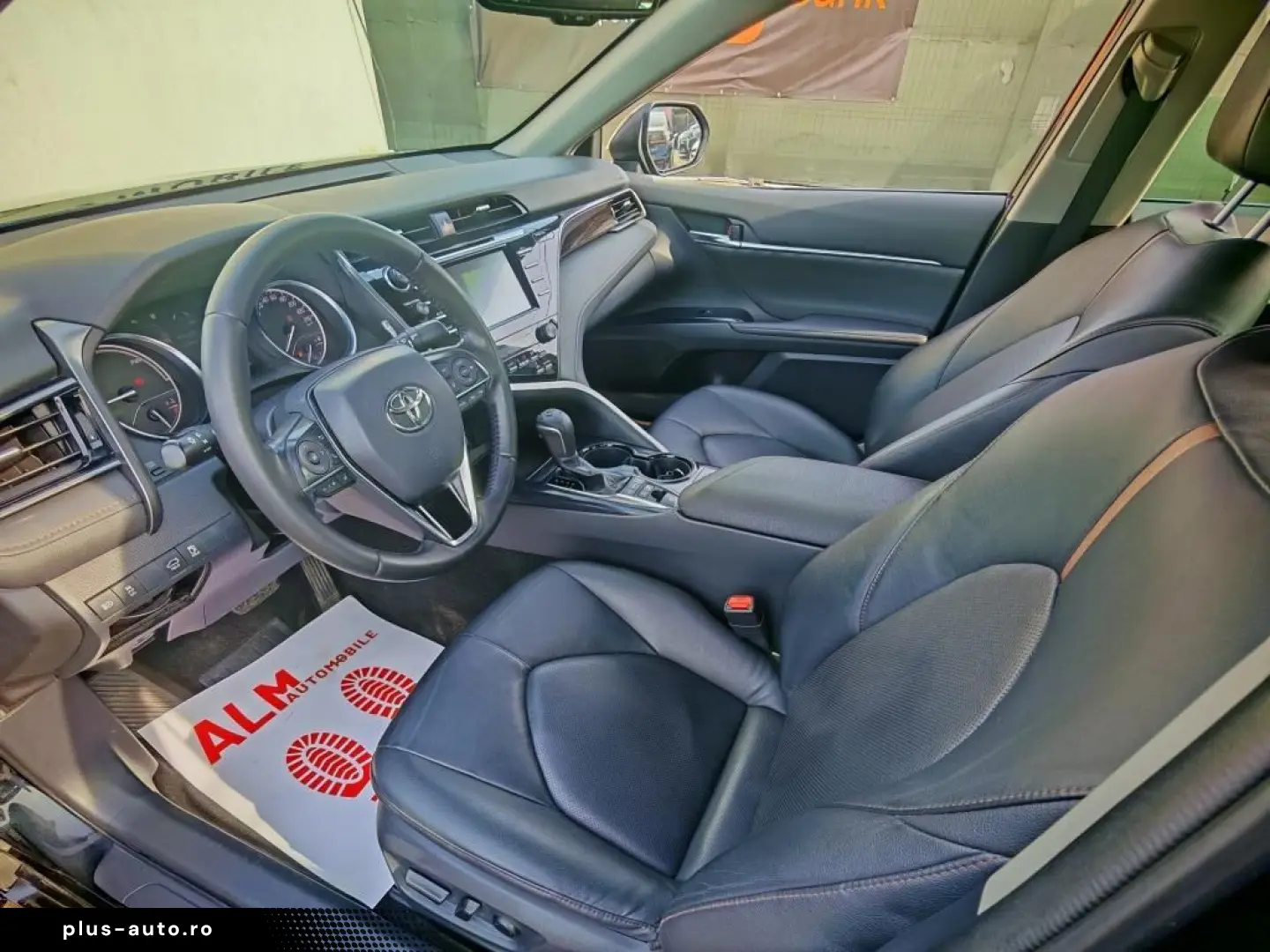 Toyota Camry Benzina Hybrid Automat 2021 - Leasing  Credit