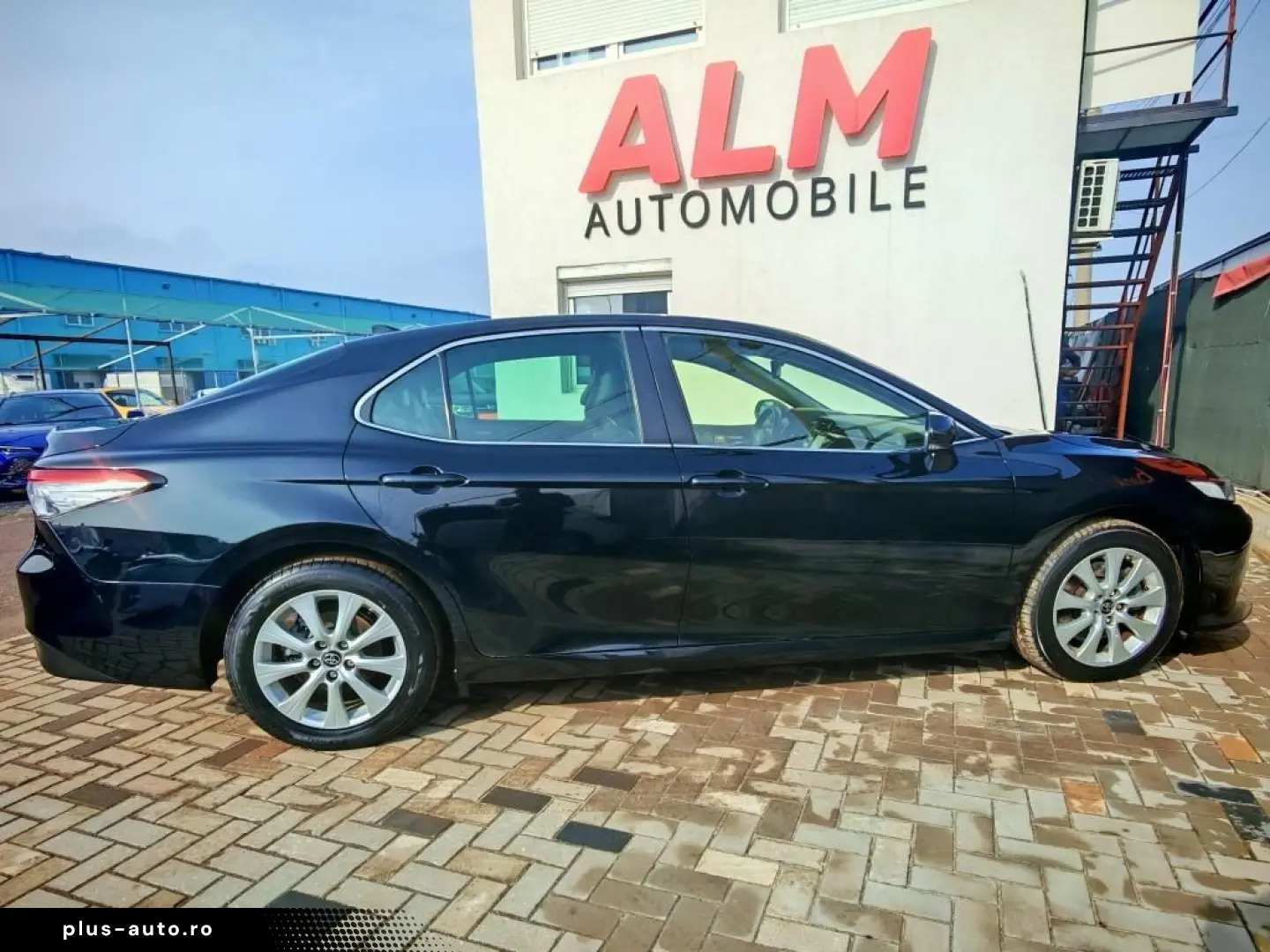Toyota Camry Benzina Hybrid Automat 2021 - Leasing  Credit