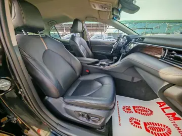 Toyota Camry Benzina Hybrid Automat 2021 - Leasing  Credit