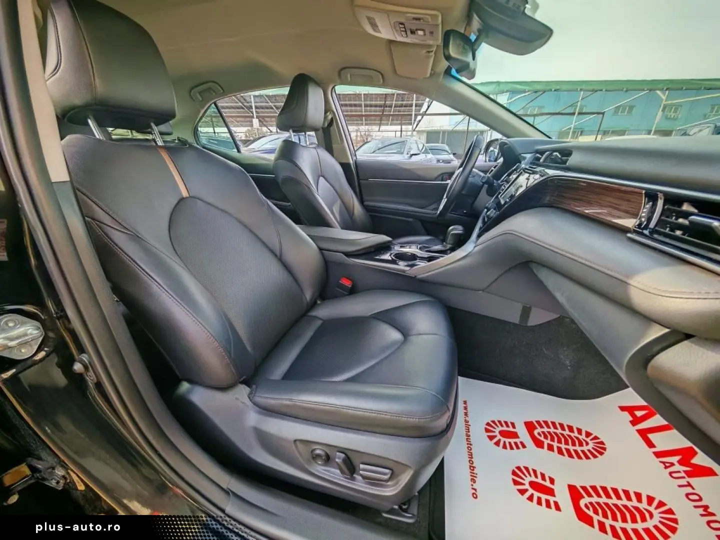 Toyota Camry Benzina Hybrid Automat 2021 - Leasing  Credit