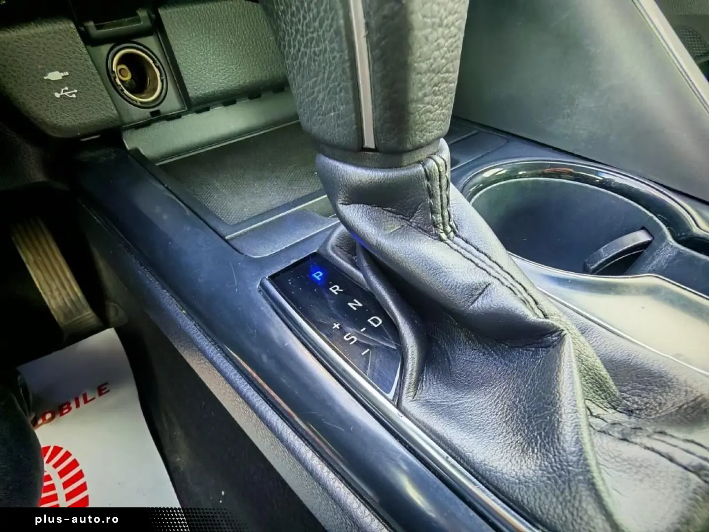 Toyota Camry Benzina Hybrid Automat 2021 - Leasing  Credit