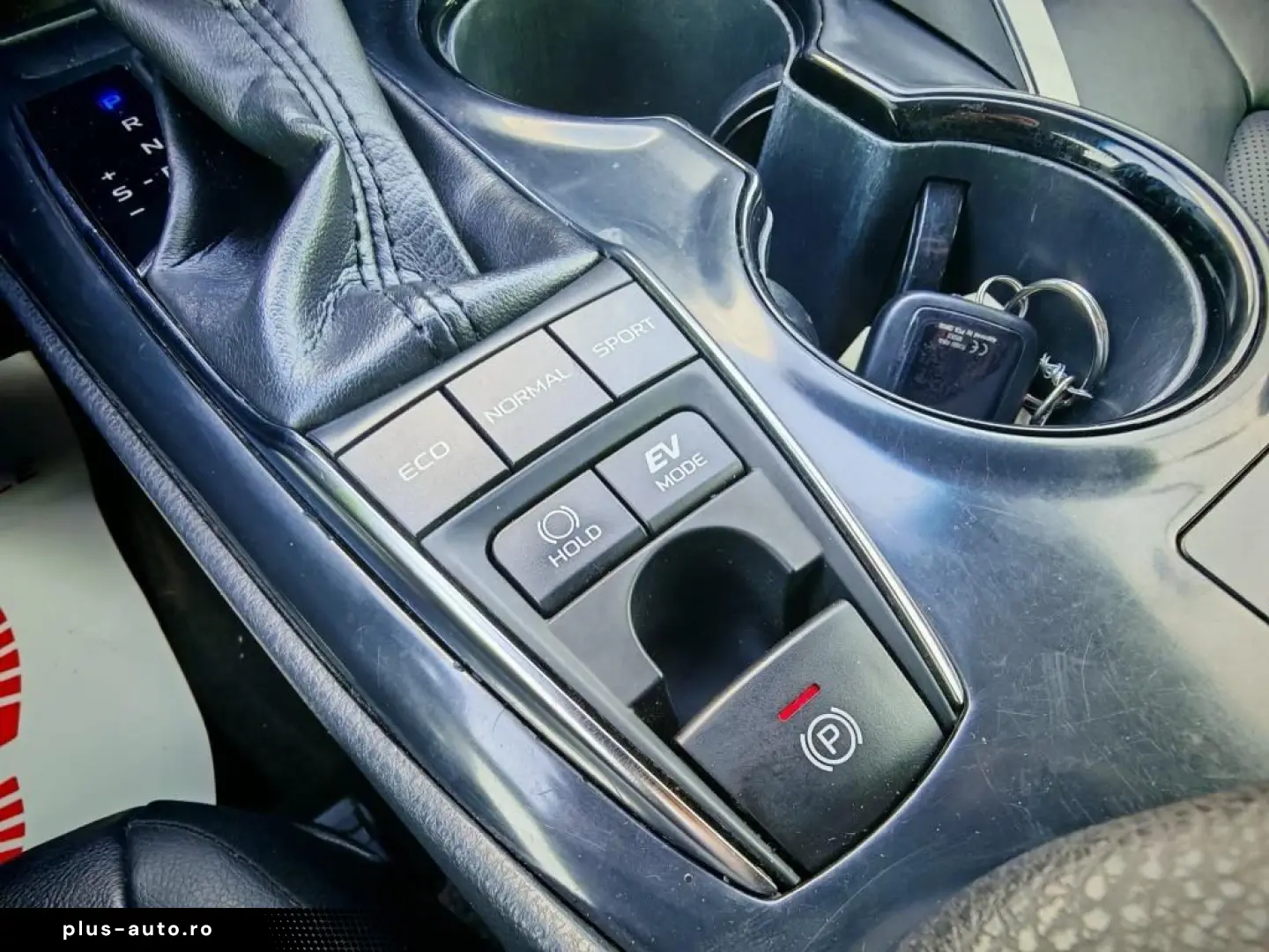 Toyota Camry Benzina Hybrid Automat 2021 - Leasing  Credit