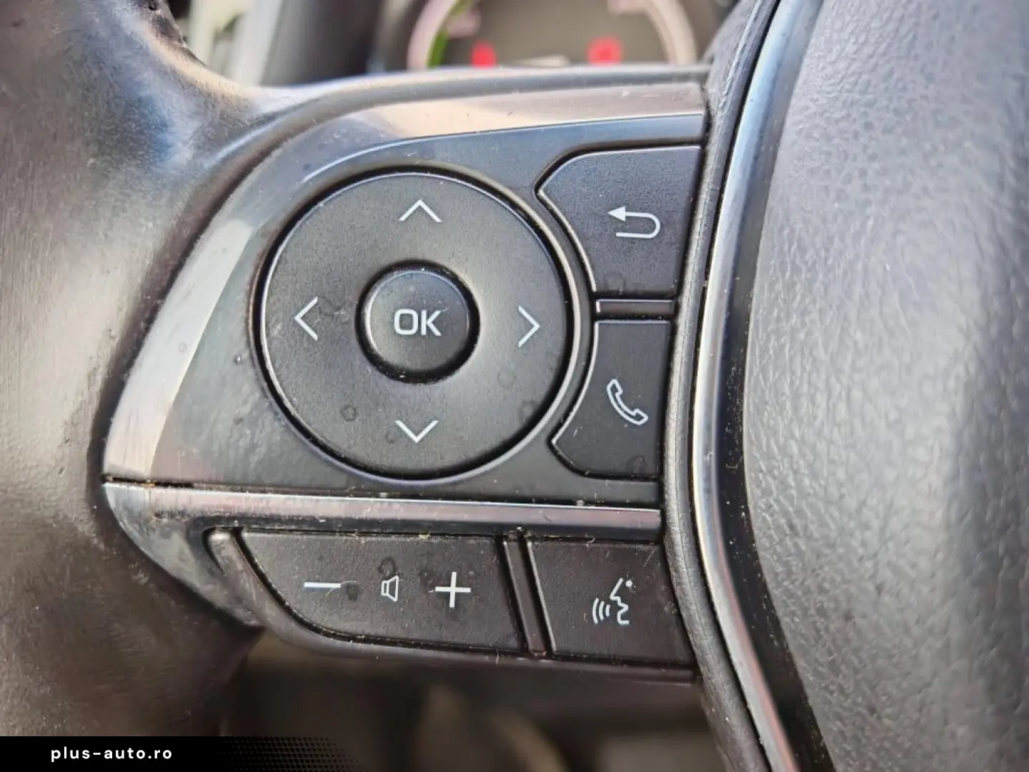 Toyota Camry Benzina Hybrid Automat 2021 - Leasing  Credit