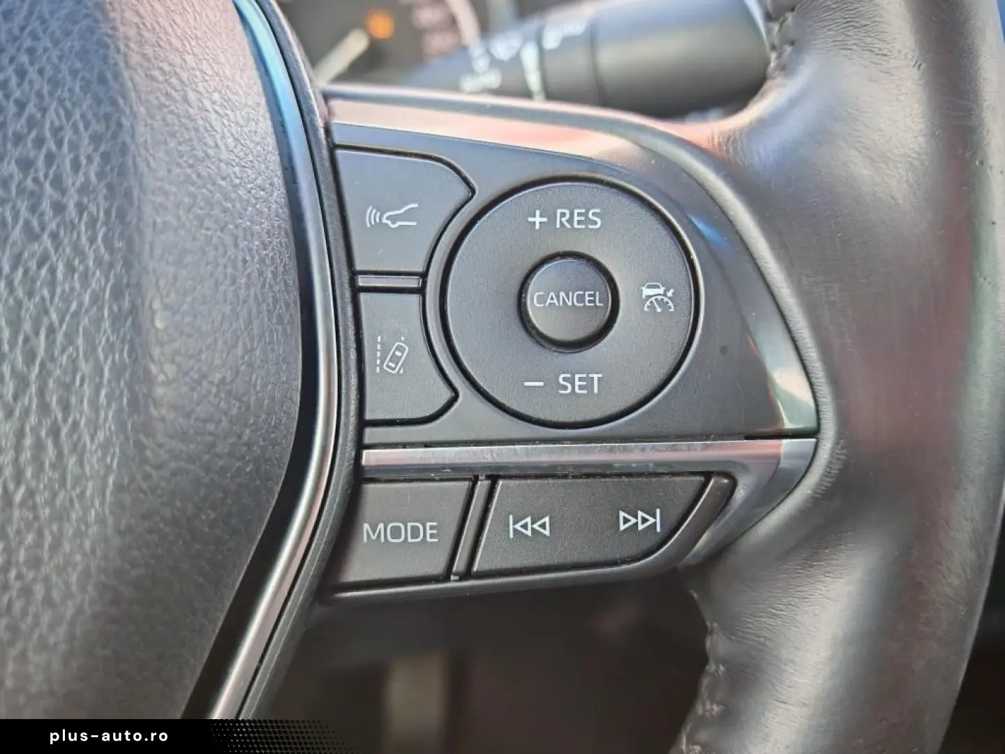 Toyota Camry Benzina Hybrid Automat 2021 - Leasing  Credit