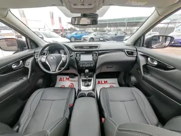 Nissan Qashqai Gen-Ii-2013-2021